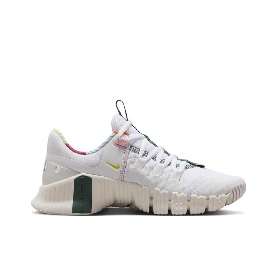 ナイキ フリー メトコン 5 耐摩耗性 通気性 ミッドトップ - Nike Shoes Free Metcon 5 のレビューと価格